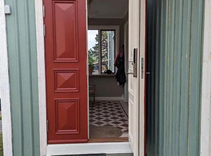 30-Tals Villa Med Naerhet Till Centrala Gbg